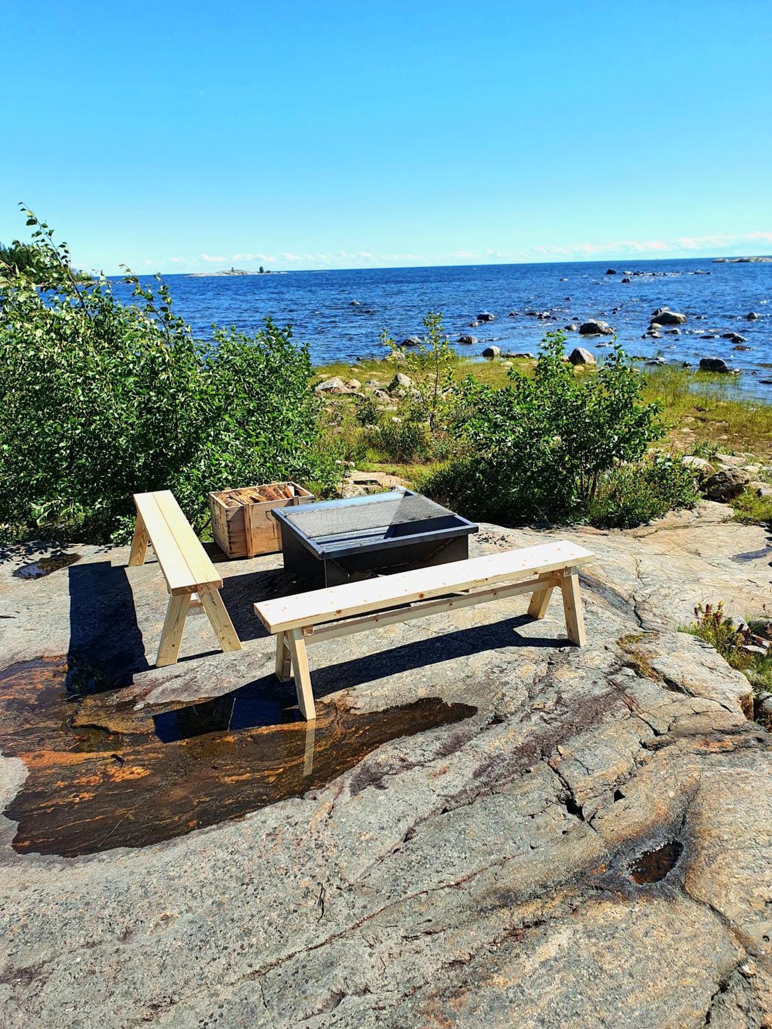 Stuga Med Havsutsikt Robertsfors 外观 照片